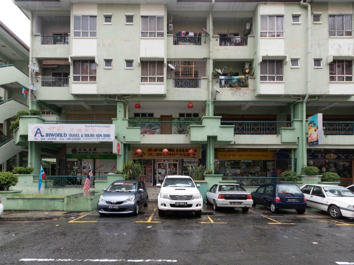 Oyo 89345 Api-Api Gh Hotel Kota Kinabalu Exterior photo