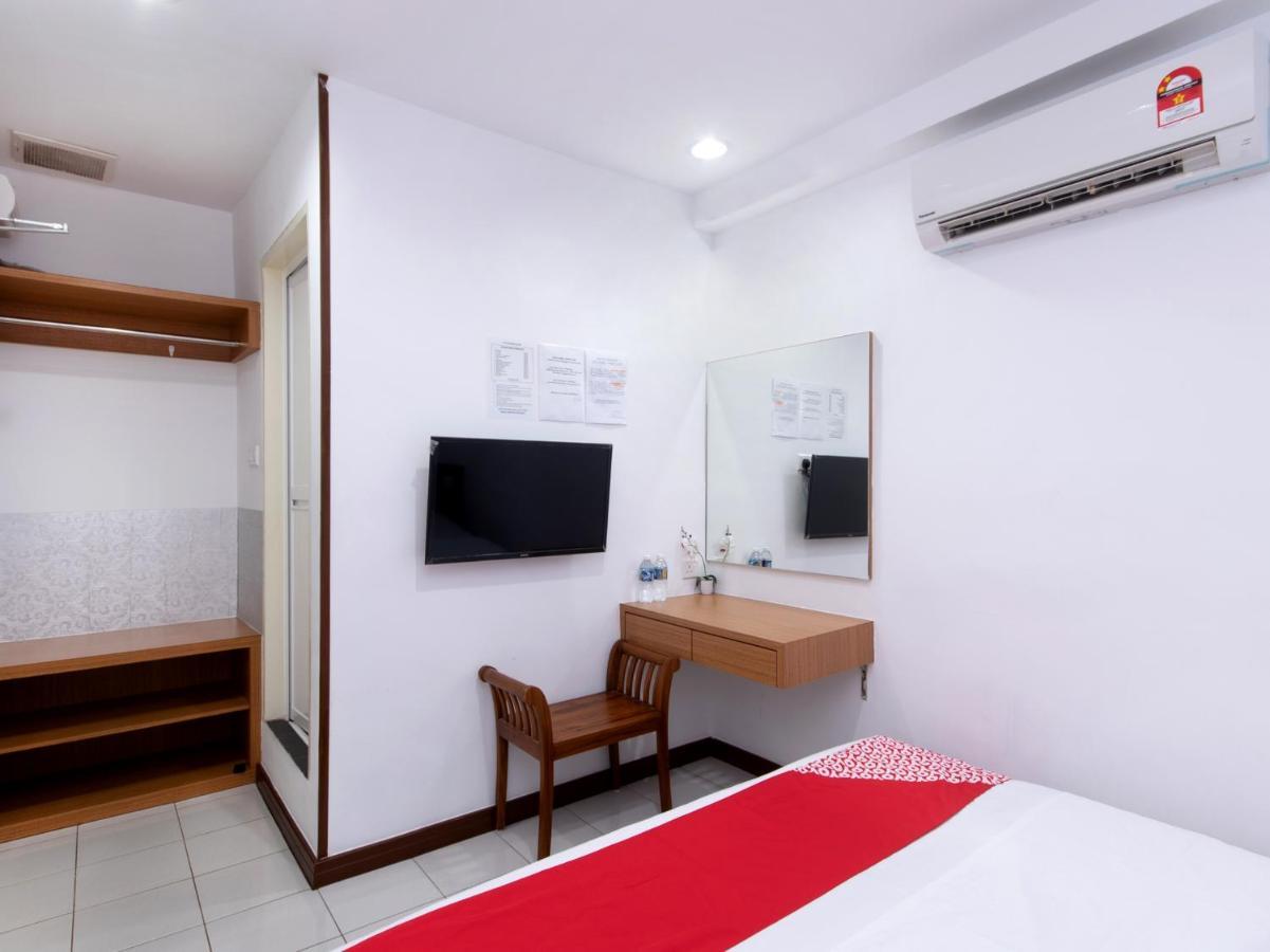 Oyo 89345 Api-Api Gh Hotel Kota Kinabalu Exterior photo